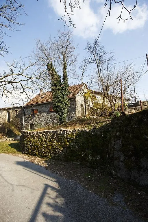 Country House Atelier Zvoneca 0*,  Croacia